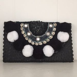 Trendy Rattan Clutch